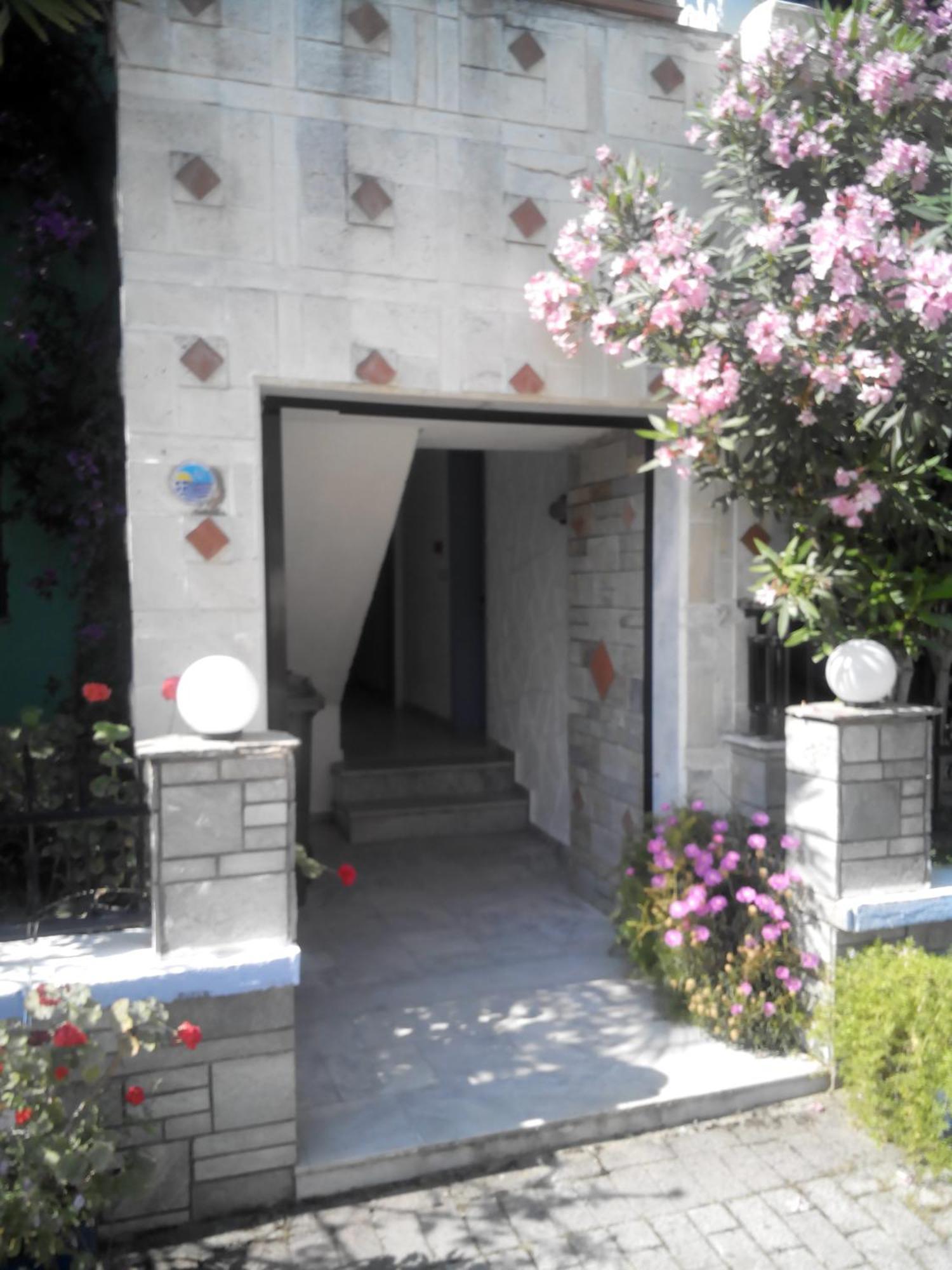 Tassos 2 Aparthotel Pefkochori Exterior foto